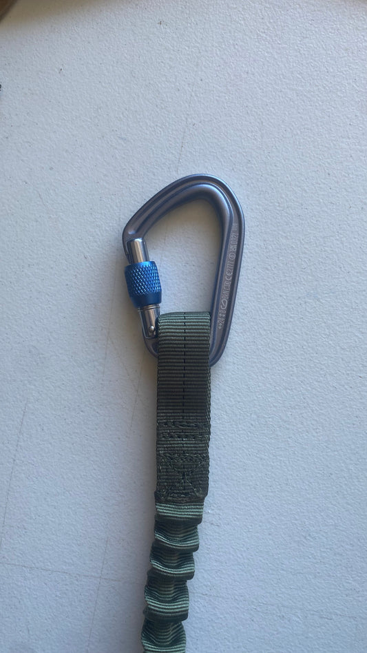 Tactical Lynard with bungee center
